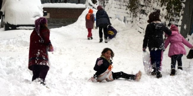 Tatil haberleri geliyor! 12 ilde eğitime ara verildi