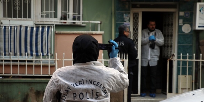 Aydın'da çöp evde yaşayan yaşlı kadın ölü bulundu