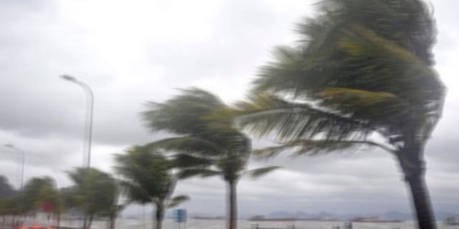 Meteoroloji'den 4 b�lge i�in 'kuvvetli f�rt�na' uyar�s�