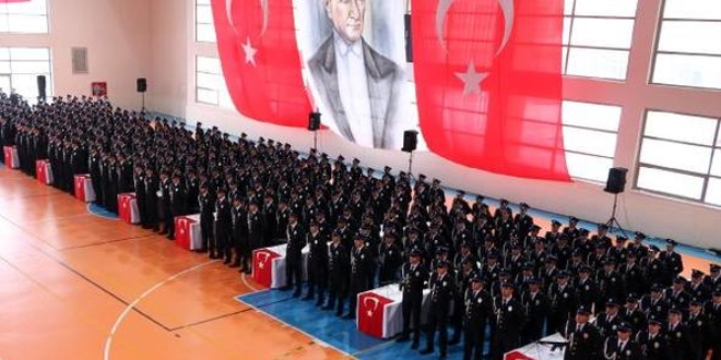 Yozgat'ta 339 polis adayı mezun oldu