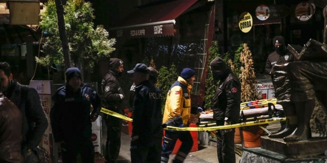 Ankara'da yardım çığlığı atan bir kadın 4'üncü kattan düşerek öldü