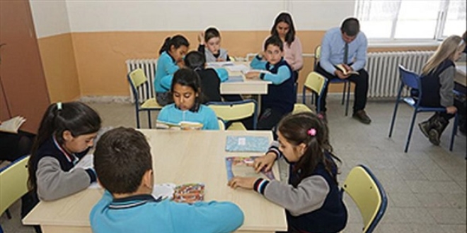 ��rencilerin hedefi 5 milyon sayfa kitap okumak