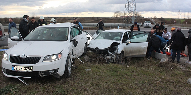 Tekirdağ'da trafik kazası: 8 yaralı