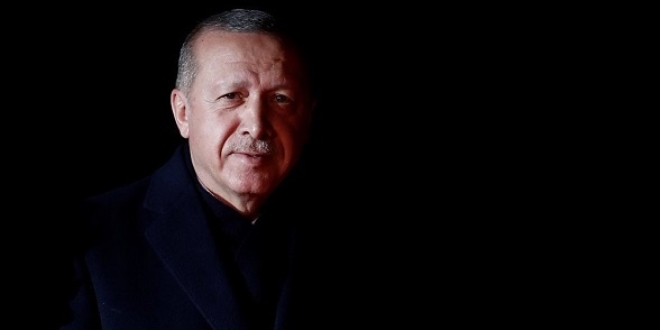 Erdoğan için yeni şarkı: Erdoğan, A Tall Man