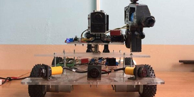 Şehit haberlerine üzülen öğrenciler robot geliştirdi