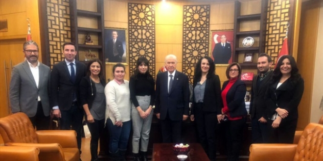 Bahçeli'den 2019'a özel yüzük