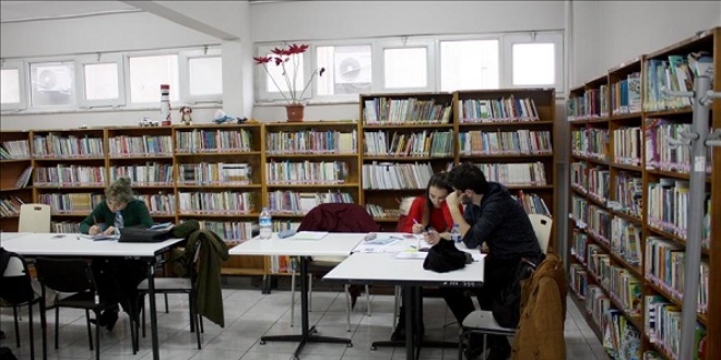 Kadıköy'ün kapısı 24 saat açık kütüphanesi