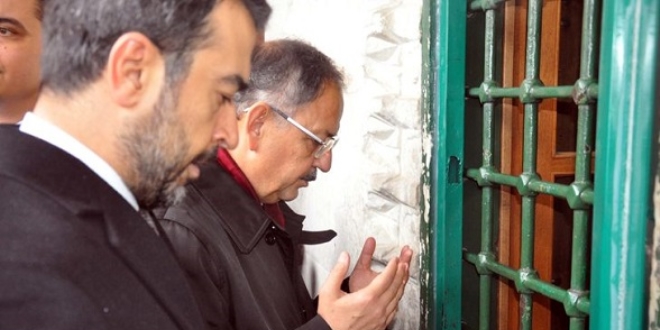 Özhaseki seçim çalışmalarına Hacı Bayram'dan başladı