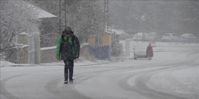 Meteorolojiden youn kar ya uyars