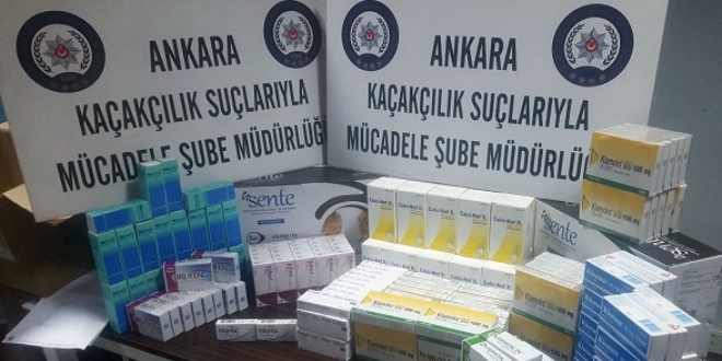 Yasa dışı muayenehaneye ilaç temin eden eczacı yakalandı