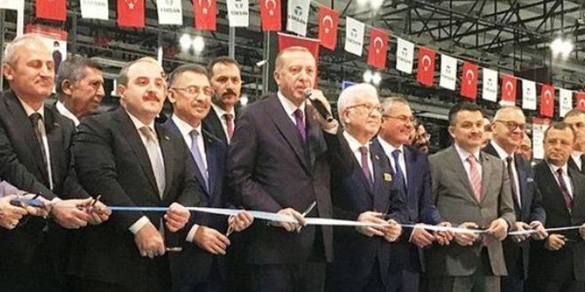 Erdoğan, Tirsan Kardan Fabrikasının açılışını yaptı