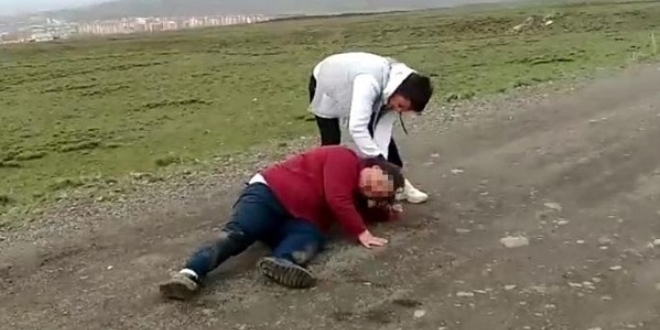 İki genç kıza işkence anları kan dondurdu