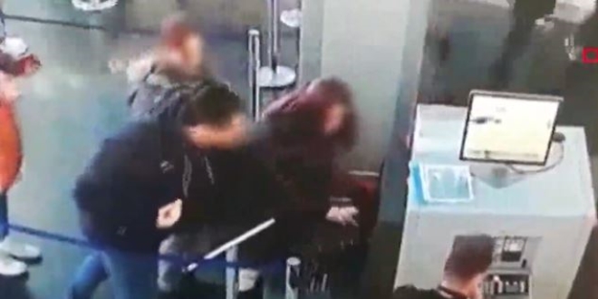 3 hamile yankesici kardeş suçüstü yakalandı