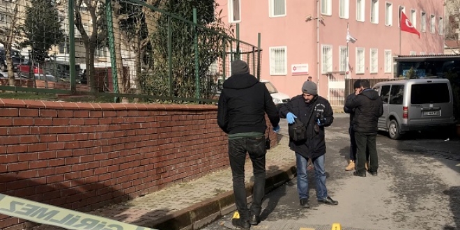 Şişli'de silahlı kavga: 2 yaralı