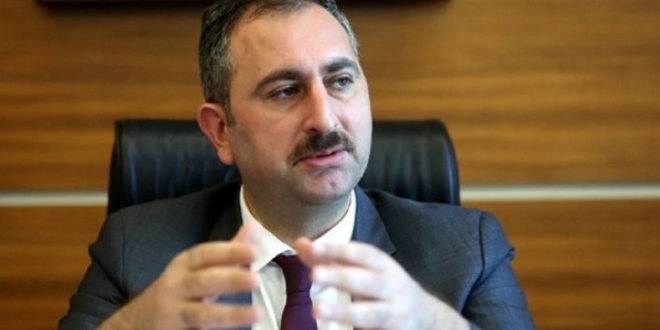 Adalet Bakanı Gül'den YÖK Başkanı Saraç'a ziyaret