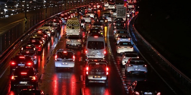 İstanbul'da 'yağmur' trafiği