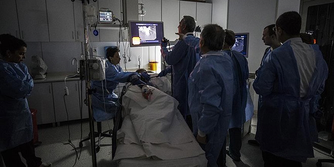 Pankreas ameliyatlarn 100 doktor canl izledi