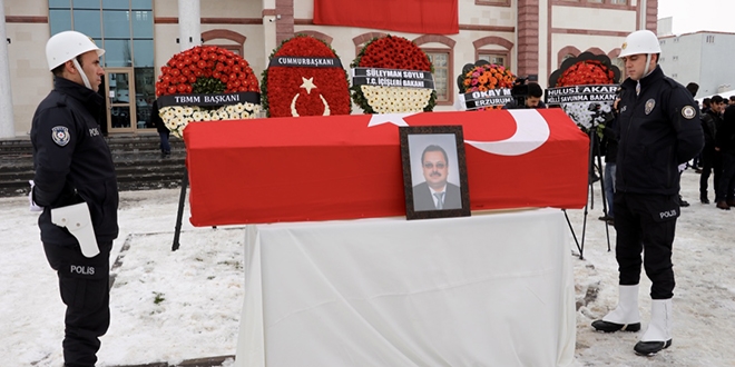 Vali Yardımcısı İmamgiller, son yolculuğuna uğurlandı