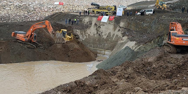 Yukarı Afrin Barajı'nda su tutulmaya başlandı