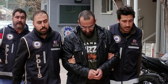 Komagene çiğ köftenin sahibi, FETÖ'den tutuklandı
