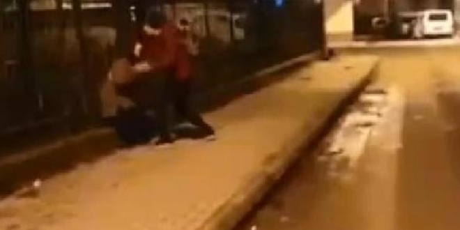 Kurgu bıçaklama olayında yeni görüntüler ortaya çıktı