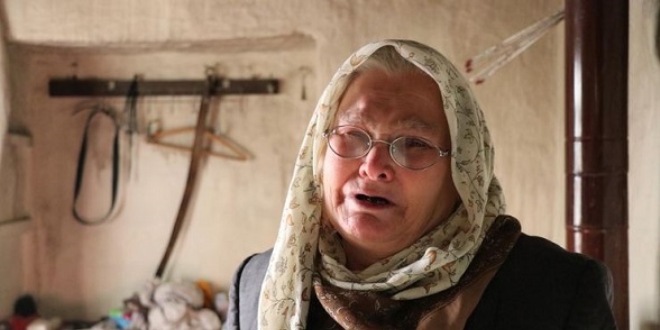 Evi yanan yaşlı kadın: Yardım bekliyoruz