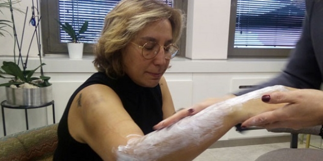 Kadın doktora beyzbol sopalı saldırı