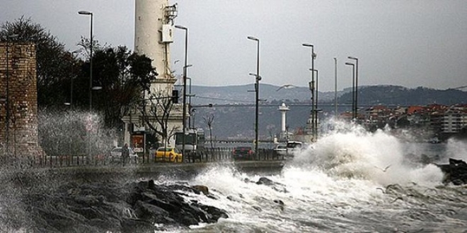 İstanbul'a fırtına uyarısı