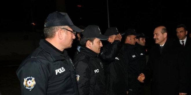 Bakan Soylu polis amirliini ziyaret etti