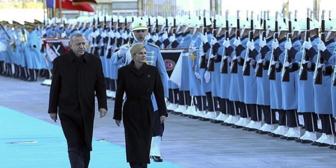 Cumhurbaşkanı Erdoğan, Kitaroviç'i resmi törenle karşıladı