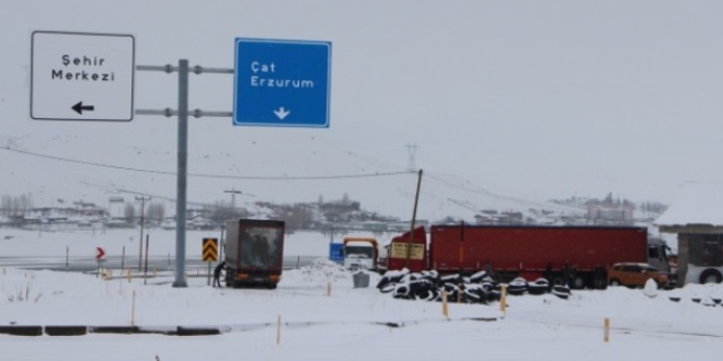 Erzurum-Bingöl kara yolları ulaşıma açıldı