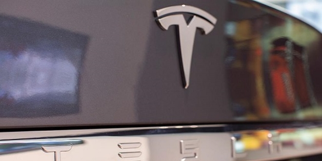 Tesla yaklaşık 3 bin çalışanını işten çıkaracak