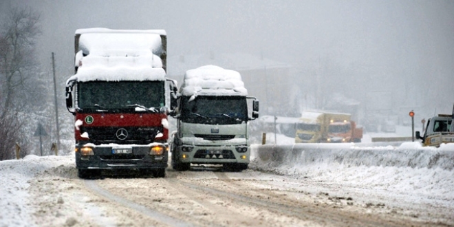 Tunceli-Erzincan karayolu tır trafiğine açıldı