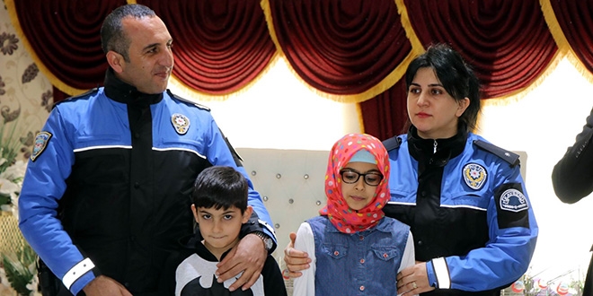 ehit ocuklarnn karne treninde duygusal anlar