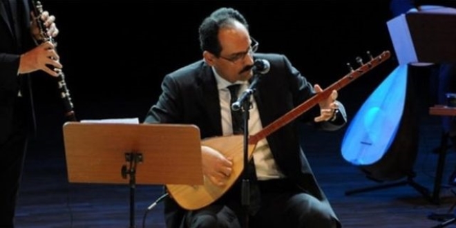 Binali Yıldırım ve İbrahim Kalın türkü söyledi