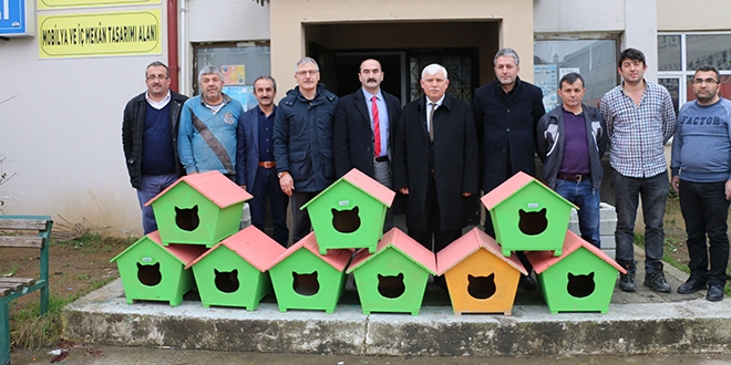 rencilerden sokak kedilerine scak yuva