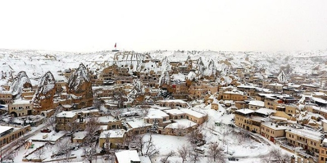 Nüfusunun bin katı turist ağırlayan belde