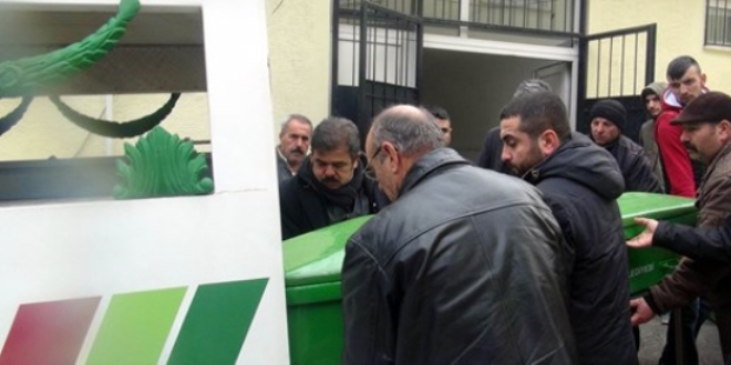 Düğün yolunda kaza: 1 ölü