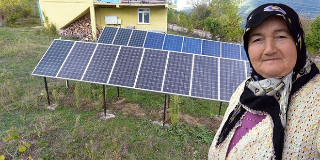 'Kezban Teyze' köyüne güneş enerji santrali kurdu