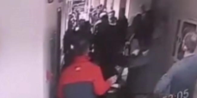 Devlet hastanesinde kavga: 4 güvenlik görevlisi yaralı