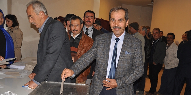 AK Parti Kırkağaç İlçe Başkanı istifa etti