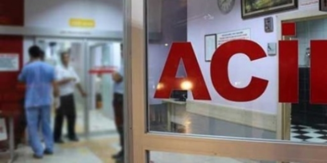 Yolcu, halk otobüsü şoförünü bıçakladı