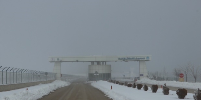 Kastamonu'da hava ulaşımına sis engeli