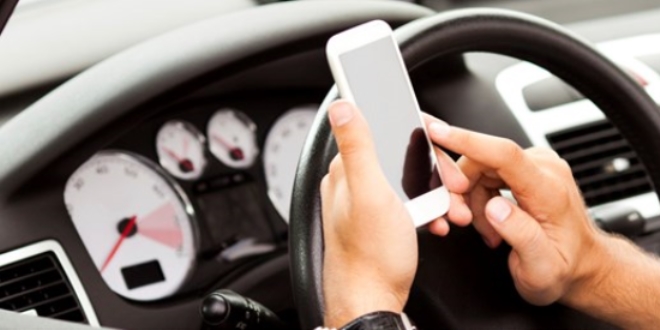 Cep telefonu, trafikte yüzde 60 kaza sebebi