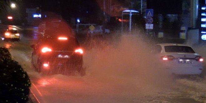 Bodrum'da saanak hayat olumsuz etkiledi