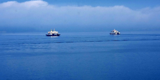Çanakkale Boğazı transit gemi geçişlerine kapatıldı