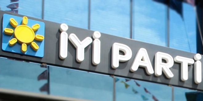 İYİ Parti CHP'nin İzmir adayına tepki gösterdi