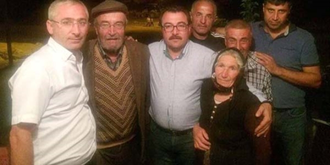 Eşinin cenazesinde 'onsuz yaşayamam' dedi, aynı gün öldü
