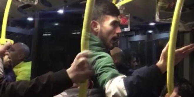 Metrobüs'de kavga: Çocuk var, kadın var, yapmayın