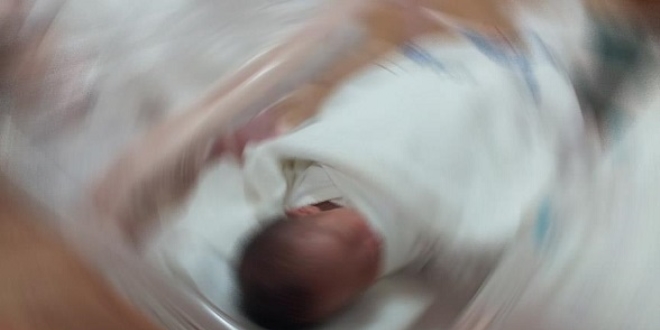 Hastanede bebekler karnca soruturma ald